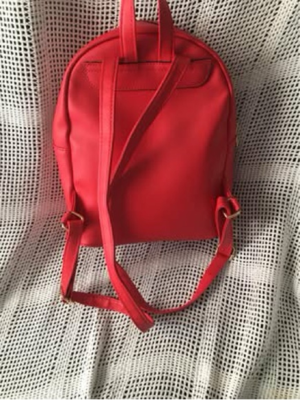 Red Minnie Mouse backpack - Picture 2 of 9